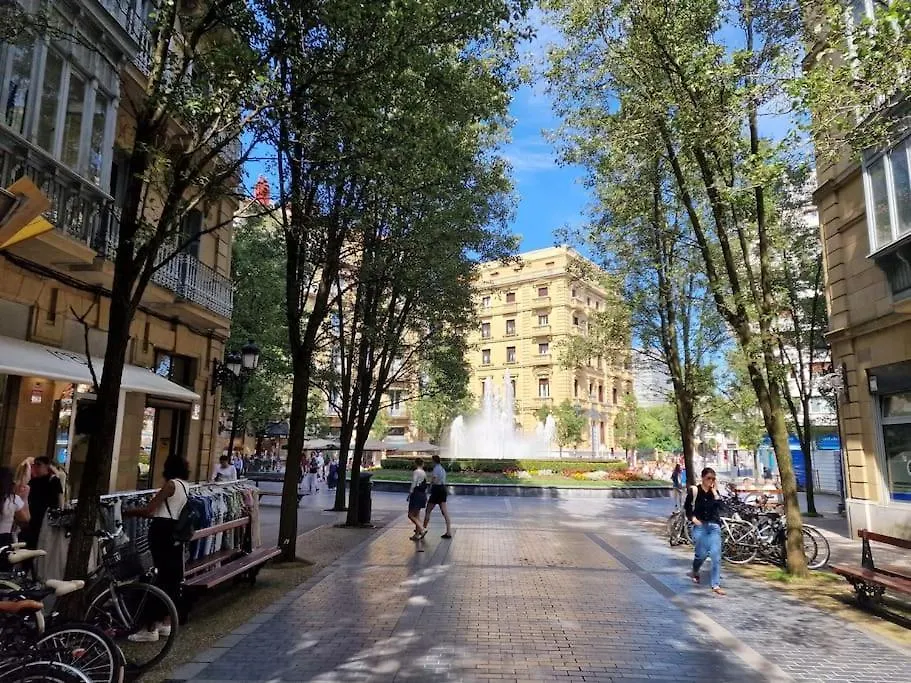 Charming Central Getaway サン・セバスティアン